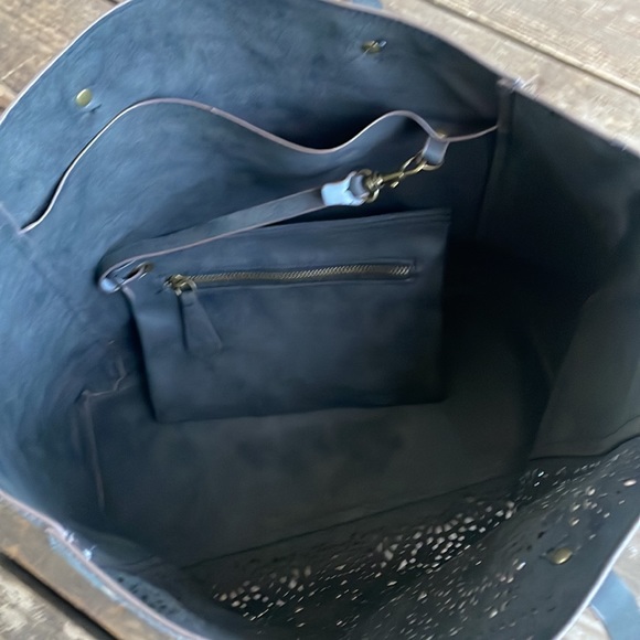 Faux Leather Shoulder Bag purse - Picture 3 of 12